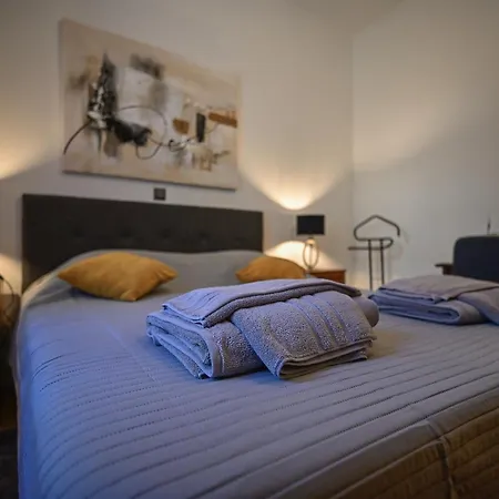 Dominick Apartmán *